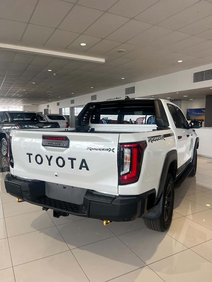 2026 Toyota Hilux Rugged X 48V