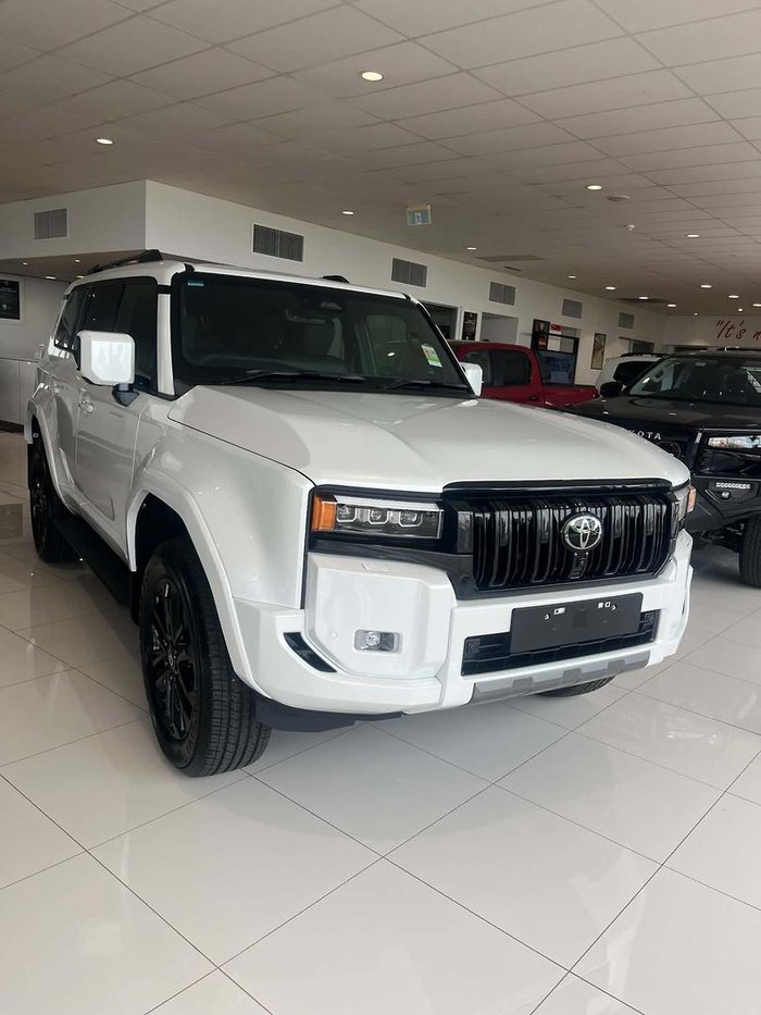 2026 Toyota Landcruiser Prado VX