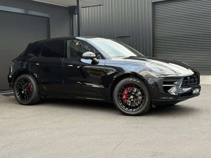 2020 Porsche Macan