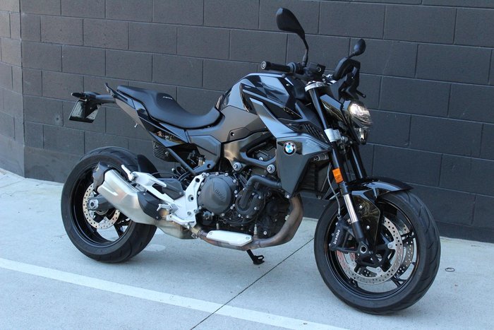 2025 BMW