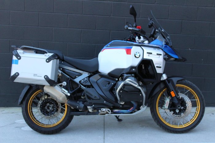 2024 BMW