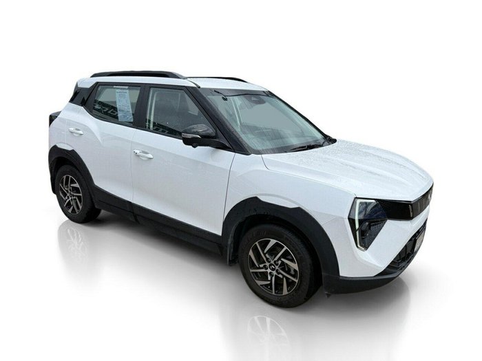 2025 Mahindra XUV3XO