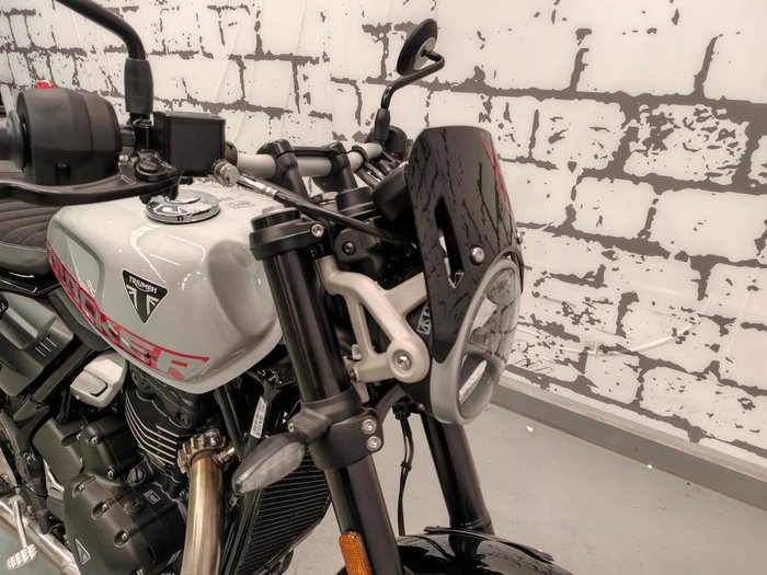 2026 Triumph Tracker 400 Tracker Silver