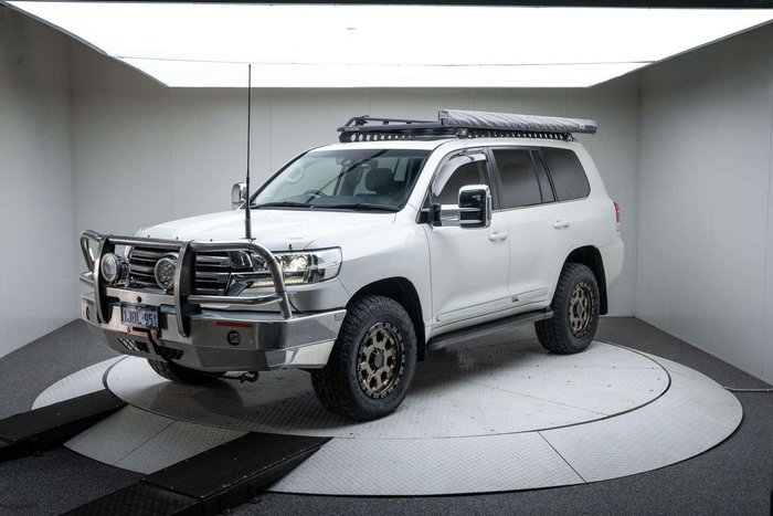 2017 Toyota Landcruiser