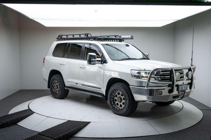 2017 Toyota Landcruiser