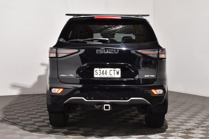 2022 Isuzu MU-X LS-T