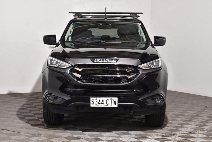 2022 Isuzu MU-X LS-T
