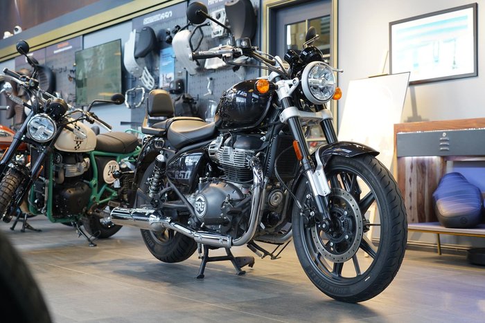 2025 Royal Enfield Super Meteor 650