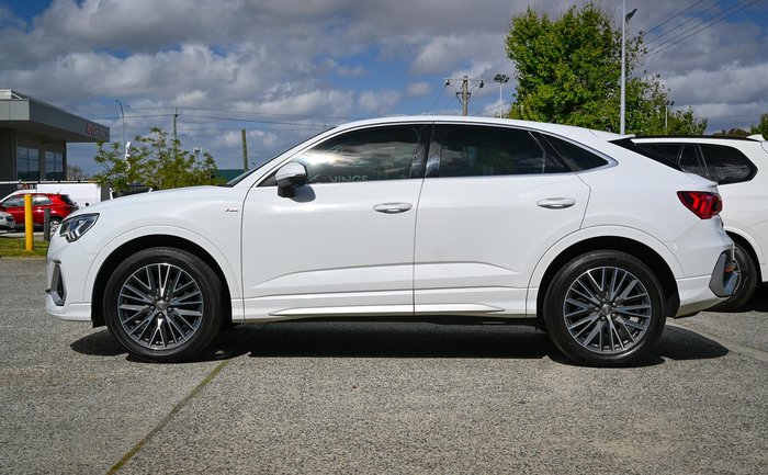 2020 Audi Q3 35 TFSI S line