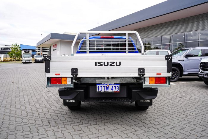 2025 Isuzu D-MAX LS-M