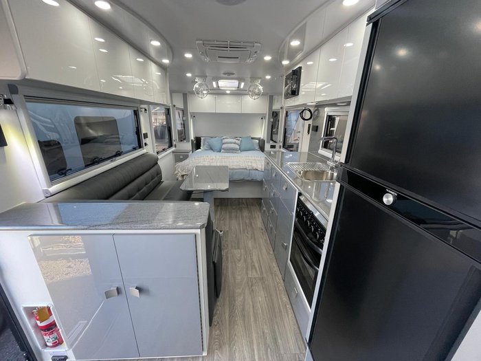 2026 Hilltop Caravans H19