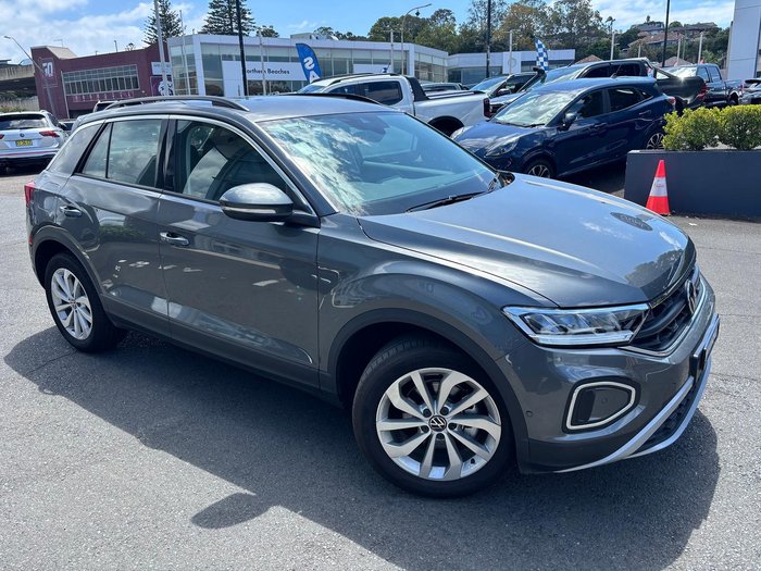 2025 Volkswagen T-Roc
