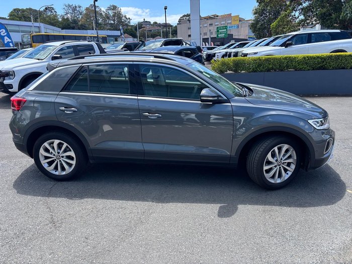 2025 Volkswagen T-Roc