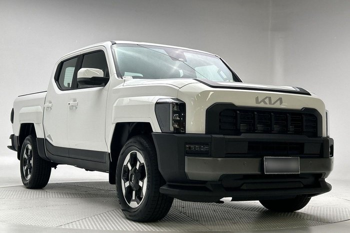 2025 Kia Tasman SX+