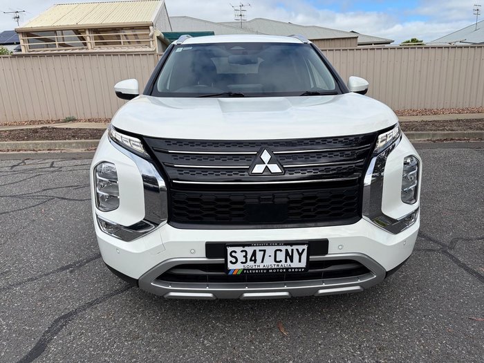 2021 Mitsubishi Outlander LS