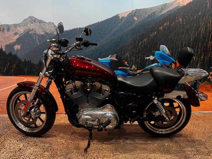 Harley-Davidson SuperLow 883 (XL883L) Sportster
