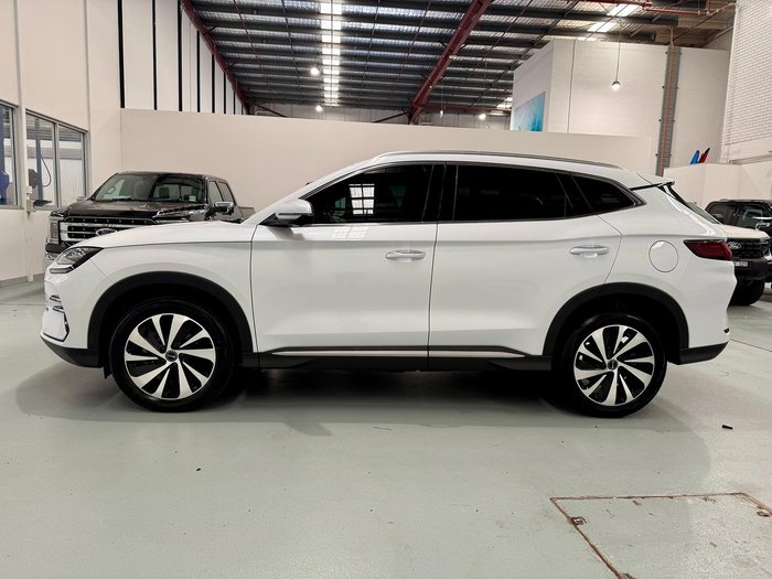 2024 BYD SEALION 6