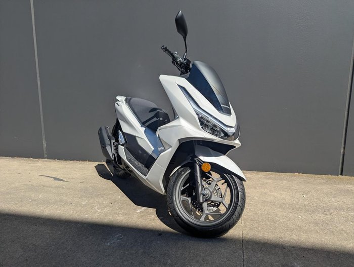 2025 Honda PCX 125 PCX