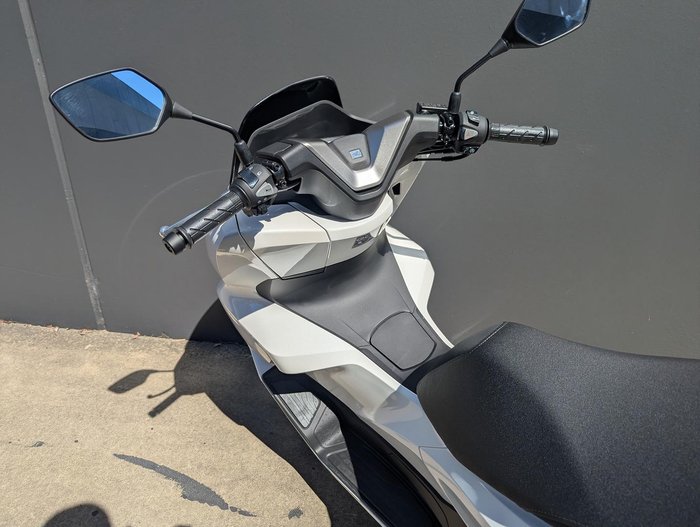 2025 Honda PCX 125 PCX