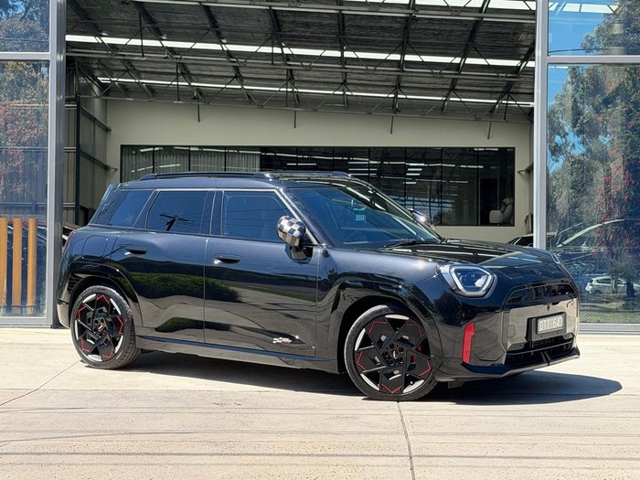 2025 MINI Aceman
