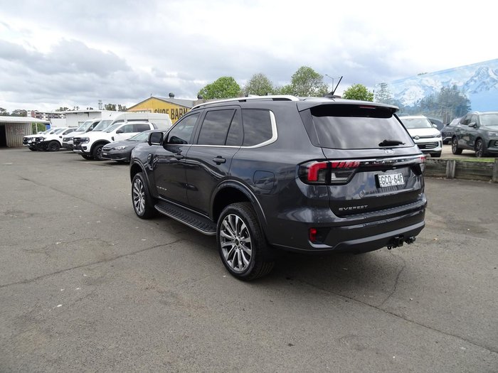 2023 Ford Everest Platinum