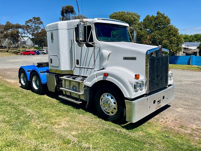 2018 Kenworth T400 Series T409SAR