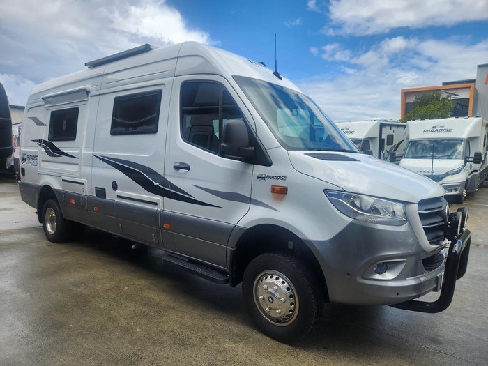 2024 Paradise MotorHomes Oasis Platinum AWD (Only 4,000kms)