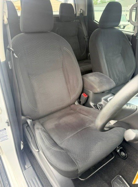 2016 Nissan Navara ST
