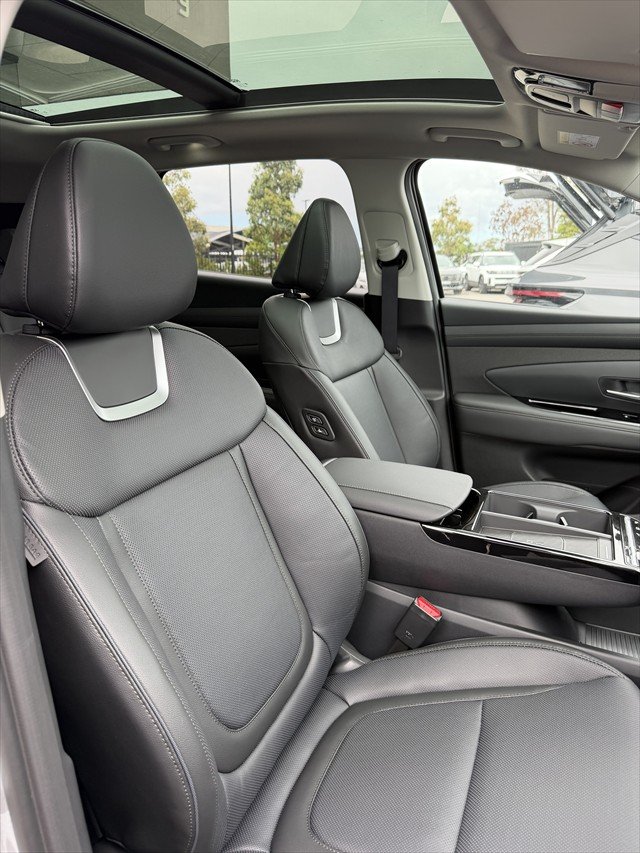 2026 Hyundai Tucson Hybrid Premium