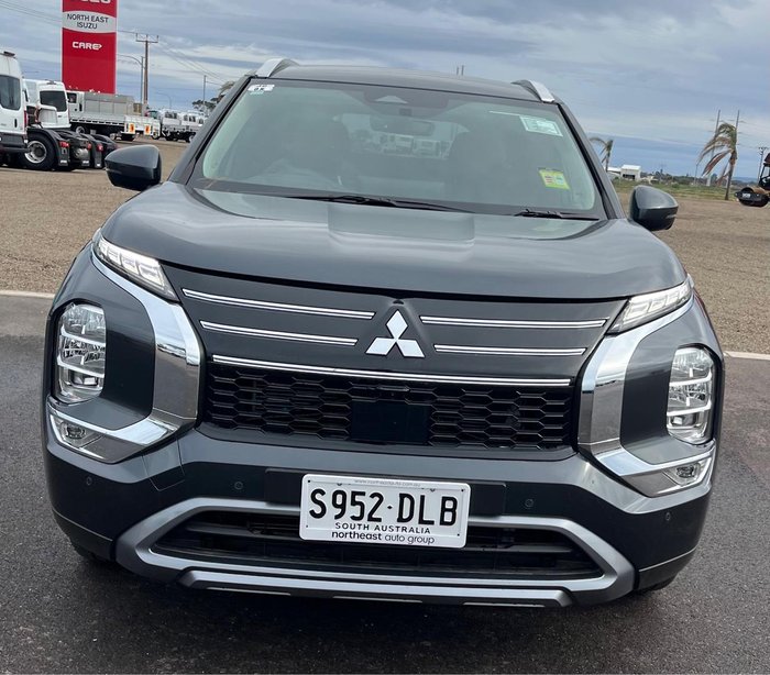 2025 Mitsubishi Outlander Aspire