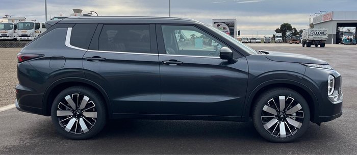 2025 Mitsubishi Outlander Aspire