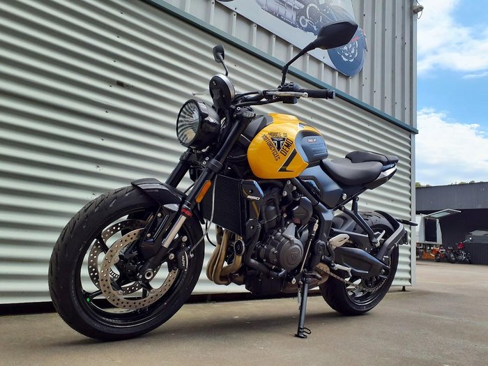 2026 Triumph Trident 660 Trident Yellow