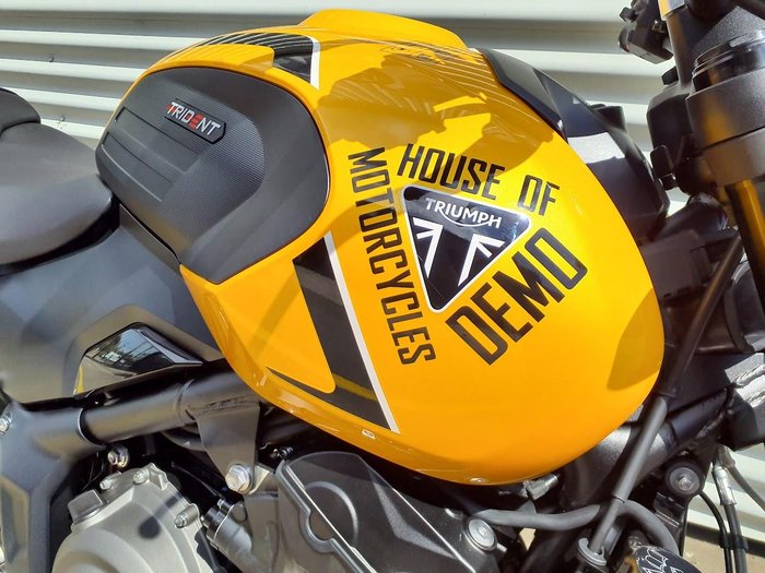 2026 Triumph Trident 660 Trident Yellow