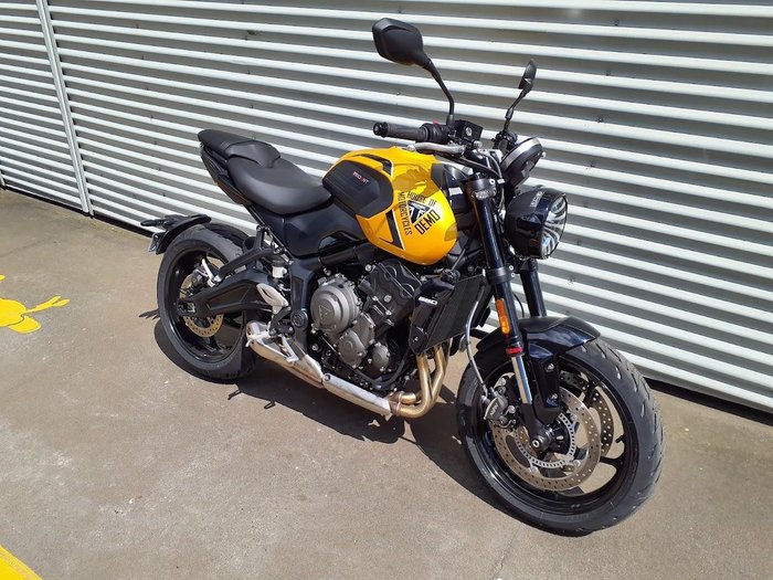2026 Triumph Trident 660 Trident Yellow