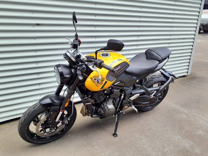 2026 Triumph Trident 660 Trident Yellow