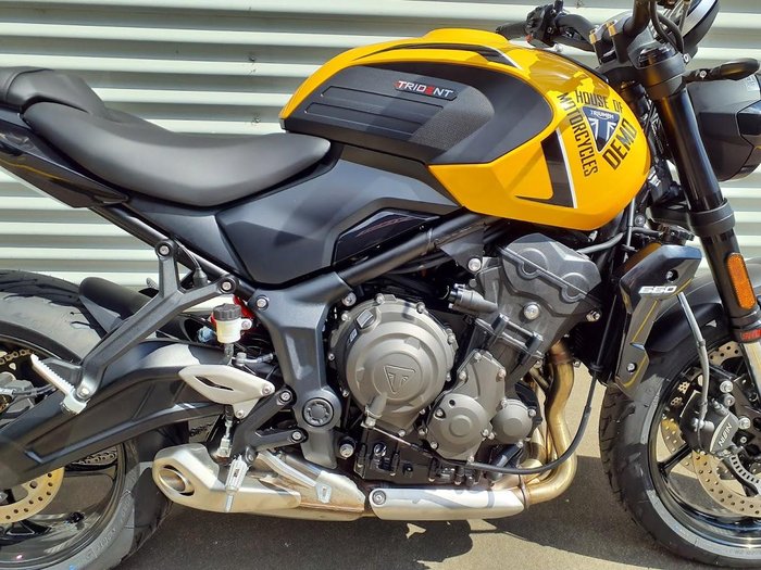 2026 Triumph Trident 660 Trident Yellow
