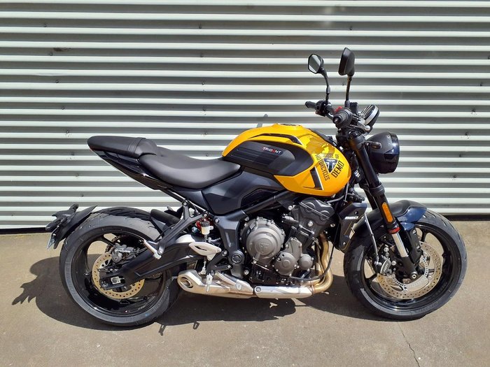 2026 Triumph Trident 660 Trident Yellow