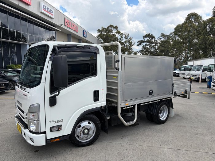 2022 Isuzu N Series NLR 45-150 Traypack
