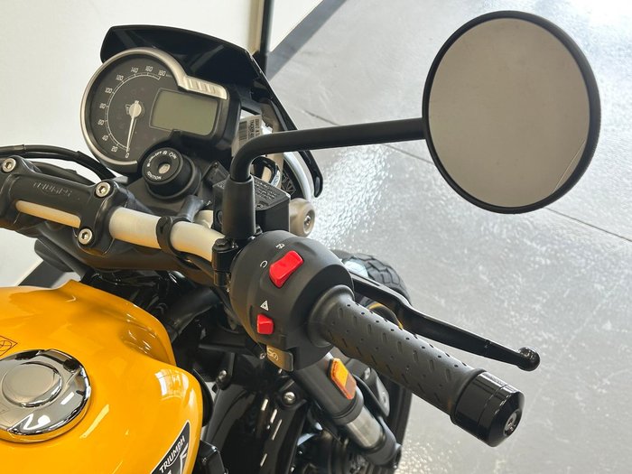 2026 Triumph Tracker 400 Tracker Yellow