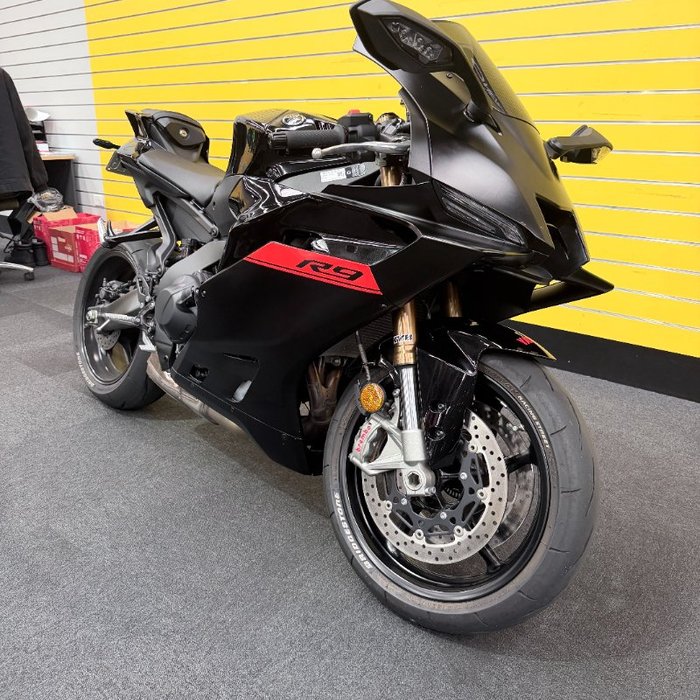 2025 Yamaha YZF-R9
