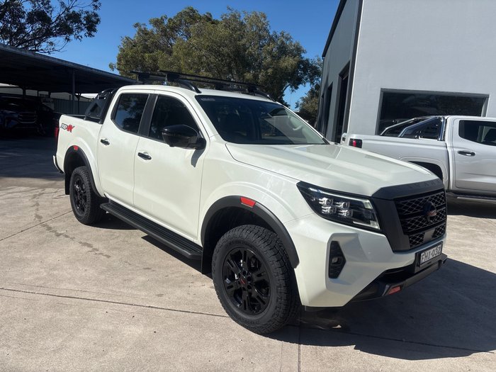 2024 Nissan Navara PRO-4X