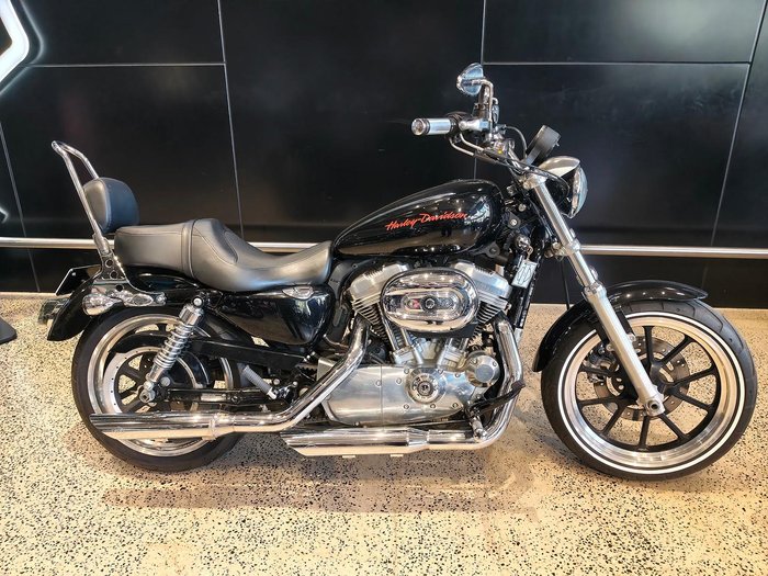 Harley-Davidson SuperLow 883 (XL883L) Sportster