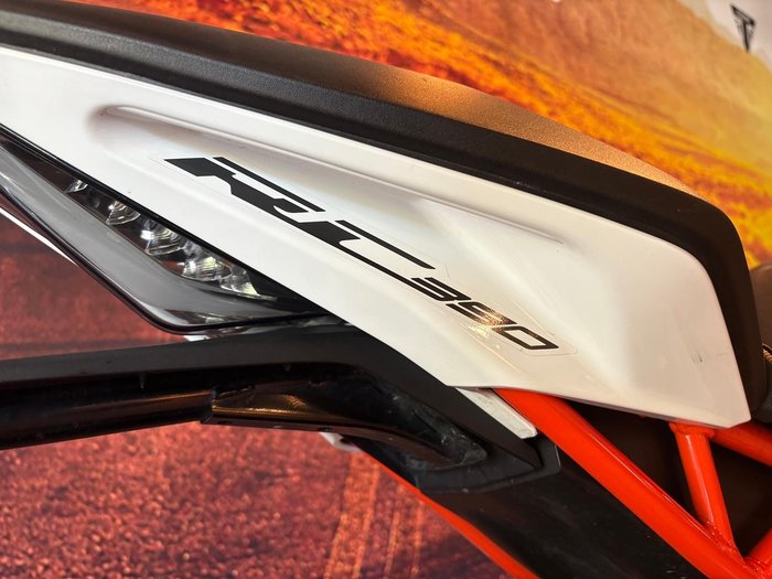 2020 KTM RC 390 RC