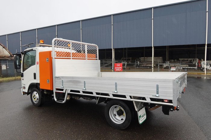 2021 Isuzu N Series NNR 45-150