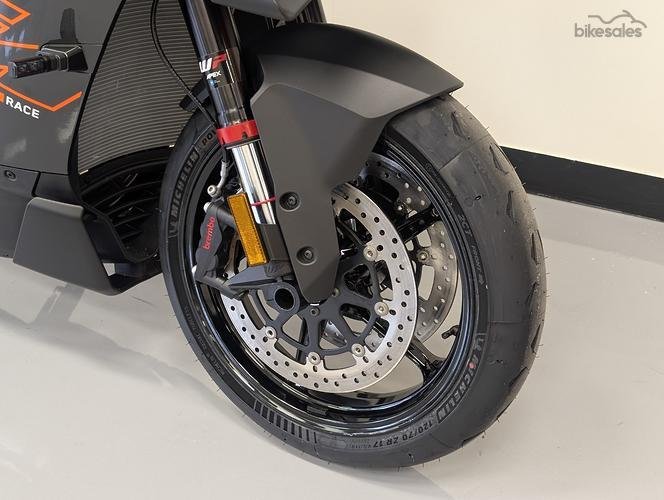 2026 KTM 990 RC R RC Black