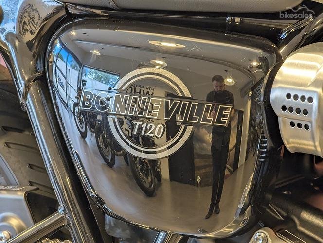 2026 Triumph Bonneville T120 Bonneville Grey
