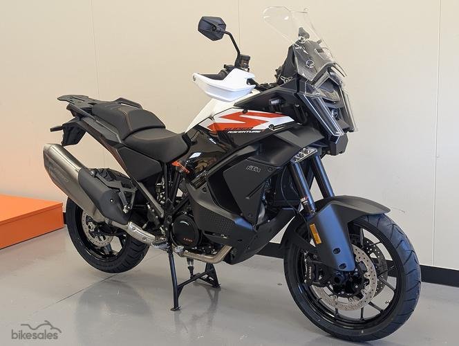 2026 KTM 1390 Super Adventure S Evo Super Adventure White