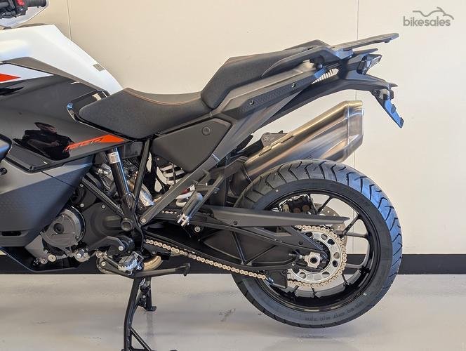 2026 KTM 1390 Super Adventure S Evo Super Adventure White