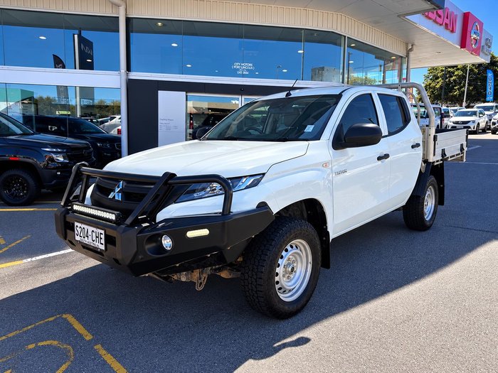 2020 Mitsubishi Triton GLX