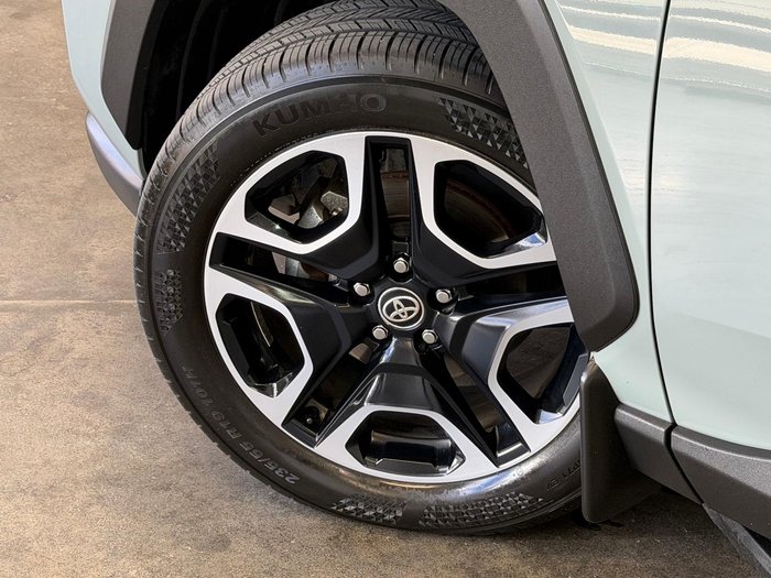 2019 Toyota RAV4 Edge
